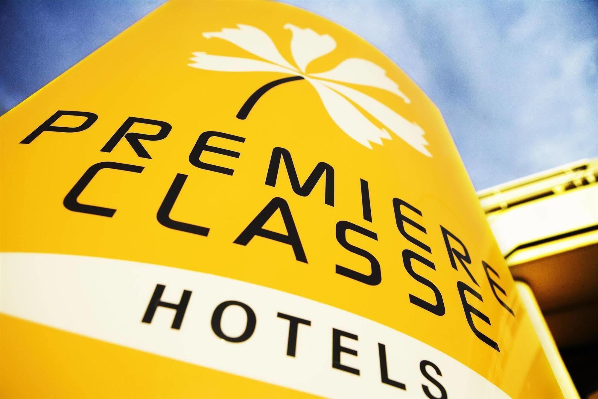 Premiere Classe Saumur Esterno foto
