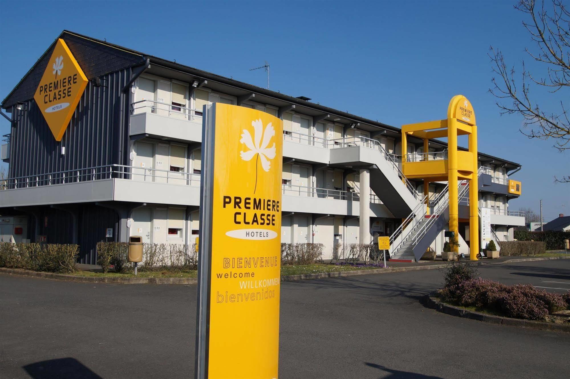 Premiere Classe Saumur Esterno foto